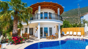 3 Bedroom Villa in Kalkan - 8880